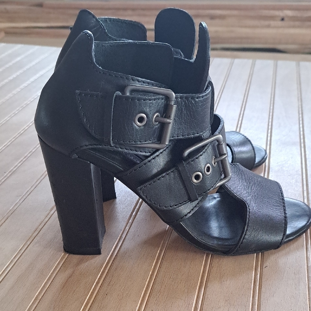 Modern Vintage Blk Edgy Moto Open Toe Strappy Leather Buckle Block Heel Sandals